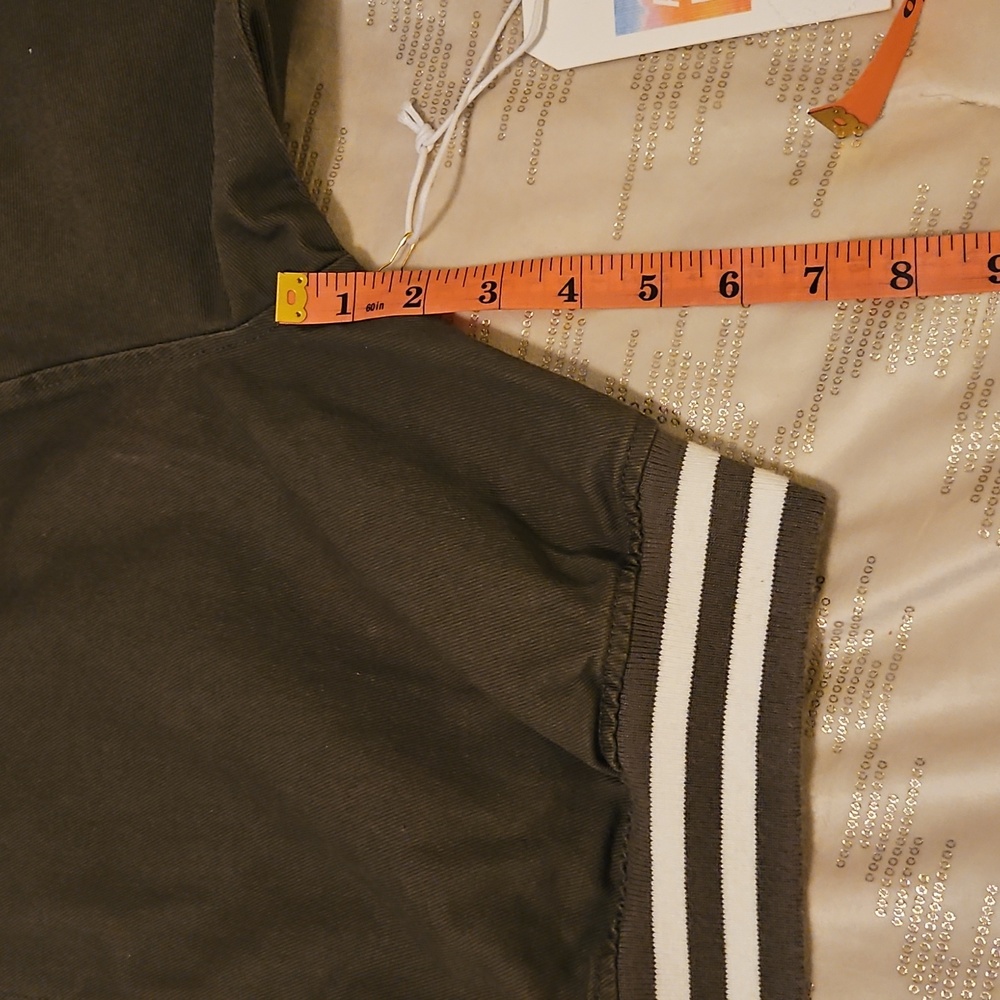 Green Cropped Jacket - Picture 7 of 7